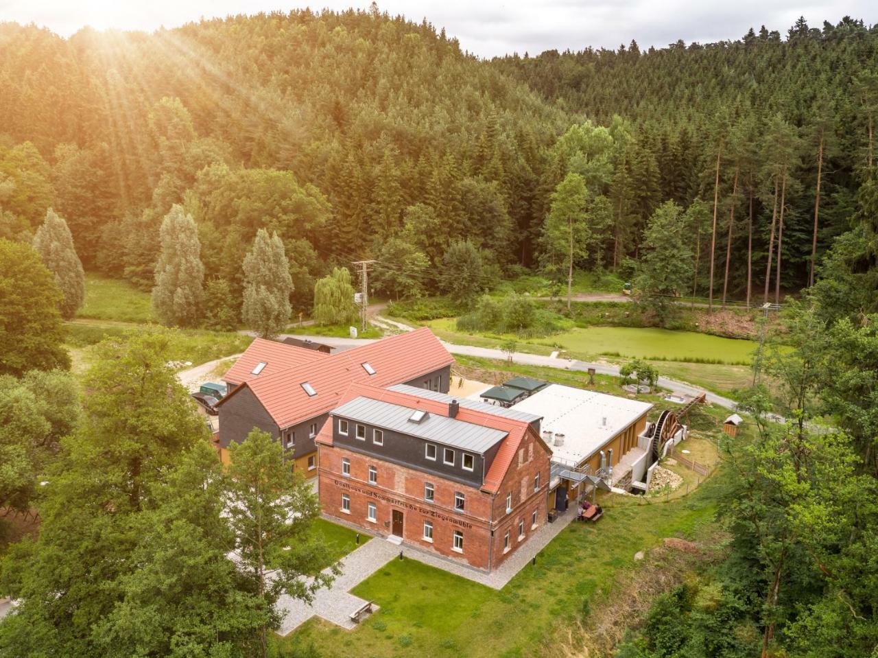Brauereigasthof Ziegenmuehle Schleifreisen エクステリア 写真